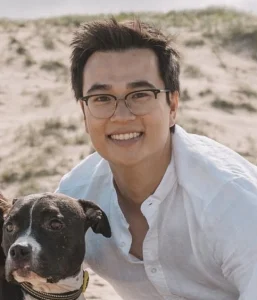 Dr Oscar Thach